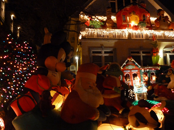 ChristmasLights2010 026