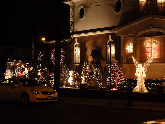 ChristmasLights2010 059