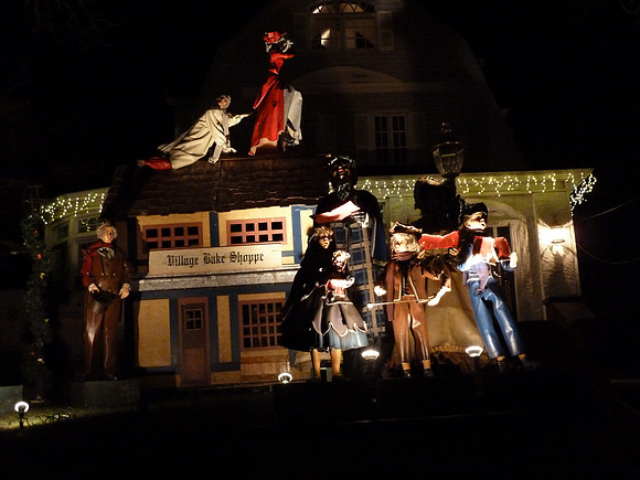 ChristmasLights2010 078