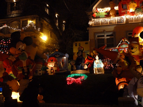 ChristmasLights2010 029