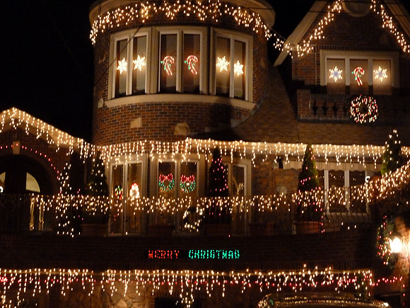ChristmasLights2010 053