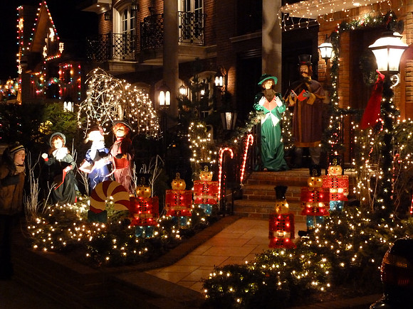 ChristmasLights2010 065