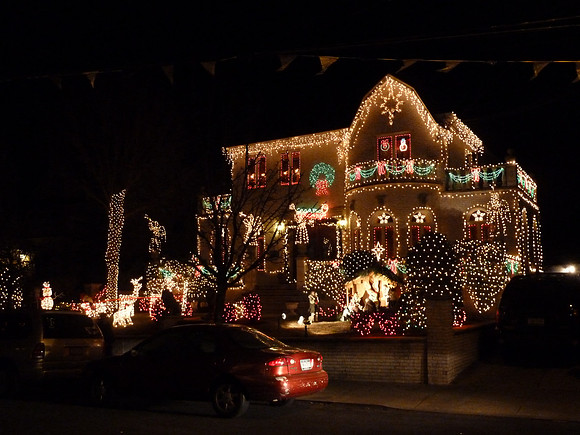 ChristmasLights2010 042