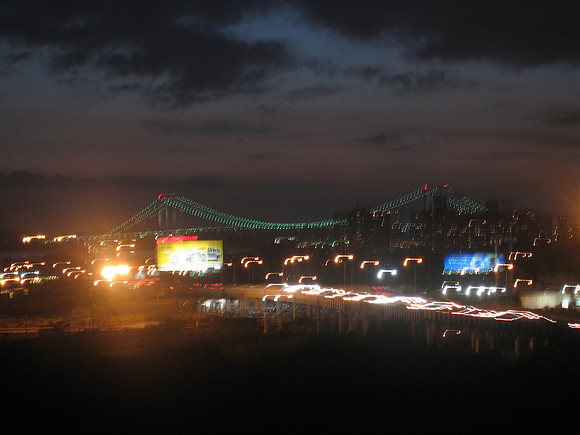 NY200607-24