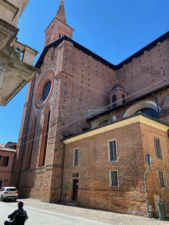 Pavia-048